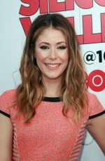 AMANDA CREW at Silicon Valley Season 2 Premiere in Hollywood