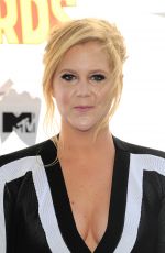 AMY SCHUMER at 2015 MTV Movie Awards in Los Angeles