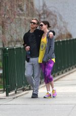 ANNE HATHAWAY Heading to a Gym in New York