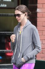 ANNE HATHAWAY Heading to a Gym in New York
