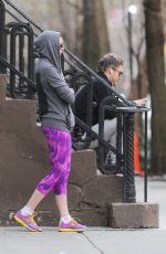ANNE HATHAWAY Heading to a Gym in New York