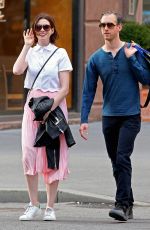 ANNE HATHAWAY Out and About in New Tork