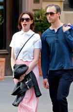 ANNE HATHAWAY Out and About in New Tork