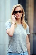 BAR REFAELI Out Shopping in Milan