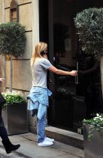 BAR REFAELI Out Shopping in Milan