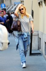 BAR REFAELI Out Shopping in Milan