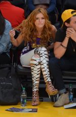 BELLA THORNE and Ryan Nassif  Kissing at Lakers Game in Los Angeles