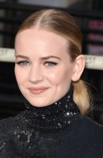 britt robertson - 