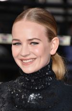 britt robertson - 