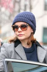 CAREY MULLIGAN Leaves an Office in Soho