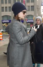 CAREY MULLIGAN Leaves an Office in Soho