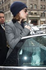 CAREY MULLIGAN Leaves an Office in Soho