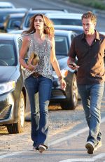 CINDY CRAWFORD Arriving at Gregg Allman Concert at the Canyon Club in Agoura Hills