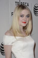 DAKOTA FANNING at Franny Premiere in New York