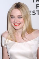 DAKOTA FANNING at Franny Premiere in New York