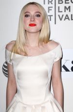 DAKOTA FANNING at Franny Premiere in New York
