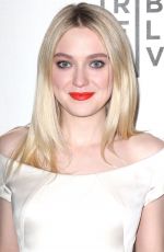 DAKOTA FANNING at Franny Premiere in New York
