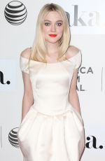 DAKOTA FANNING at Franny Premiere in New York