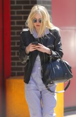 DAKOTA FANNING Out and About in New York