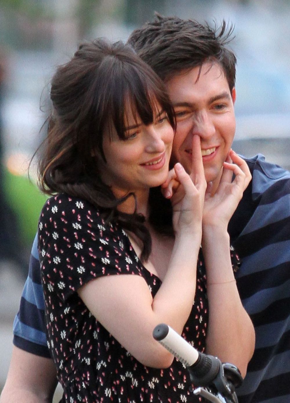 DAKOTA JOHNSON on the Set How to Be Single in New York 04/23/2015 DAKOTA JOHNSON on the Set How to Be Single in New York 04/23/2015