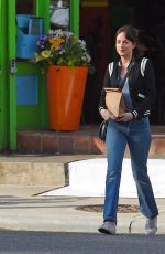 DAKOTA JOHNSON on the Set of How to be Single in New York 04/21/2015