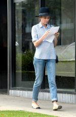 DIANE KRUGER Shoping Furniture in Los Angeles