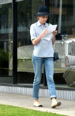 DIANE KRUGER Shoping Furniture in Los Angeles
