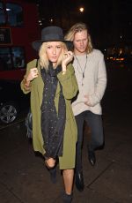 ELLIE GOULDING Night Out in London