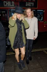 ELLIE GOULDING Night Out in London