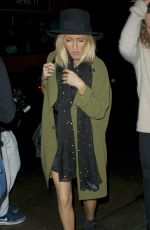 ELLIE GOULDING Night Out in London