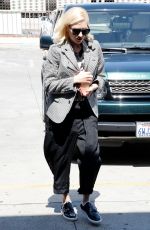 GWEN STEFANI at Acupuncture Clinic in Los Angeles