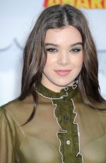 HAILEE STEINFELD at 2015 MTV Movie Awards in Los Angeles
