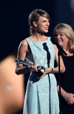 TAYLOR SWIFT at Academy of Country Music Awards 2015 in Arlington
