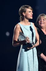 TAYLOR SWIFT at Academy of Country Music Awards 2015 in Arlington