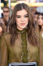 HAILEE STEINFELD at 2015 MTV Movie Awards in Los Angeles
