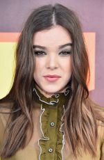 HAILEE STEINFELD at 2015 MTV Movie Awards in Los Angeles