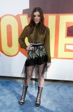 HAILEE STEINFELD at 2015 MTV Movie Awards in Los Angeles