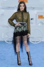 HAILEE STEINFELD at 2015 MTV Movie Awards in Los Angeles