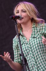 JAMIE LYNN SPEARS Performs at Country Thunder USA, Day 3 in Florence