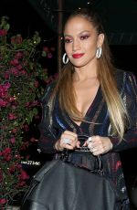 JENNIFER LOPEZ Arrives at Madeos Restaurant in West Hollywood 04/22/2015