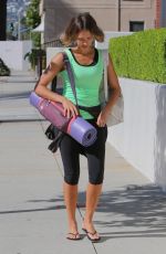 JESSICA ALBA Jeading to Yoga Class in Los Angeles