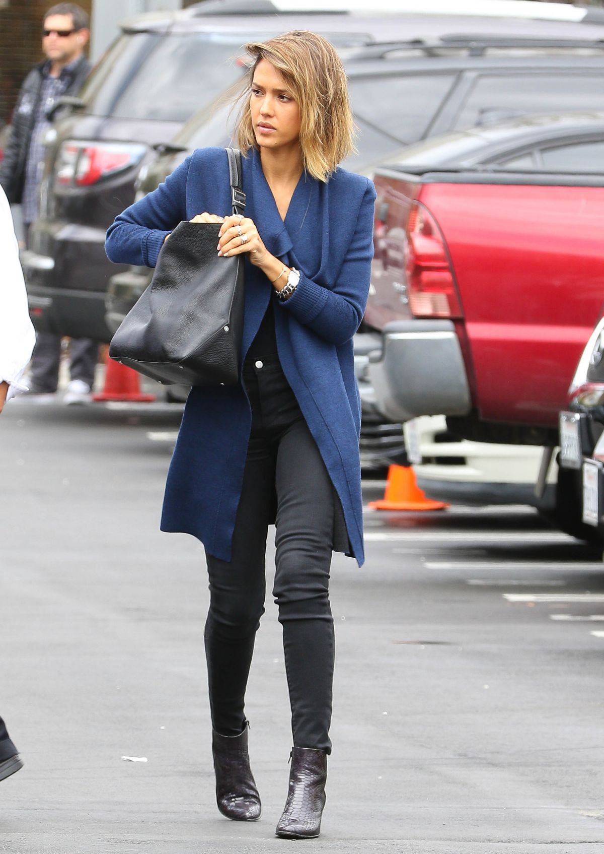 JESSICA ALBA Leaves Hair Salon in Beverly Hills 04/24/2015 JESSICA ALBA Leaves Hair Salon in Beverly Hills 04/24/2015