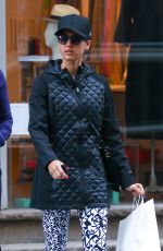 JESSICA ALBA Leaves Meg Cohen Design Shop in Soho