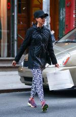 JESSICA ALBA Leaves Meg Cohen Design Shop in Soho
