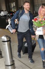 JULIANNE HOUGH and Brooks Laich Kissiing at the Airport in Washington