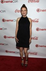 JULIANNE MOORE at Cinemacon Big Screen Achievement Awards in Las Vegas