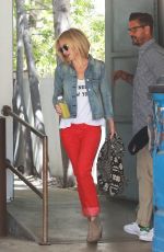 KATE HUDSON Out and About in Beverly Hills