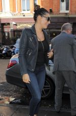 KELLY BROOK in Jeans Arrives at Her Hotel in London