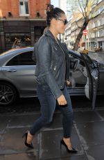 KELLY BROOK in Jeans Arrives at Her Hotel in London