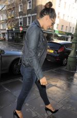 KELLY BROOK in Jeans Arrives at Her Hotel in London